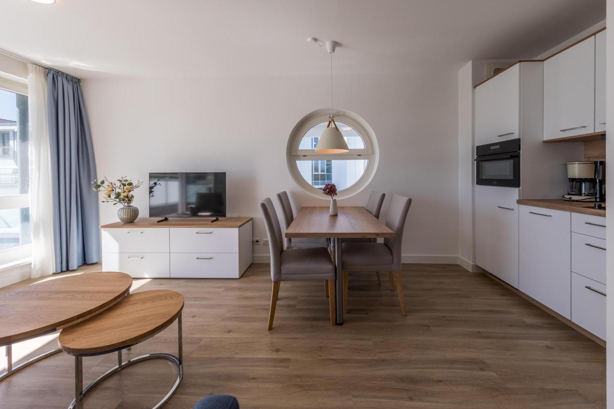 Kleine Freiheit An Der Seebruecke Zingst Esterno foto